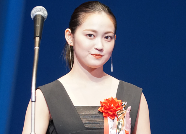 吉本実憂の彼氏は志尊淳？熱愛・結婚・現在・父親・理想のタイプを完全解説