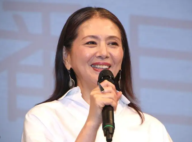 小泉今日子の結婚相手は誰？結婚歴・離婚理由・現在の再婚の噂まで徹底解説