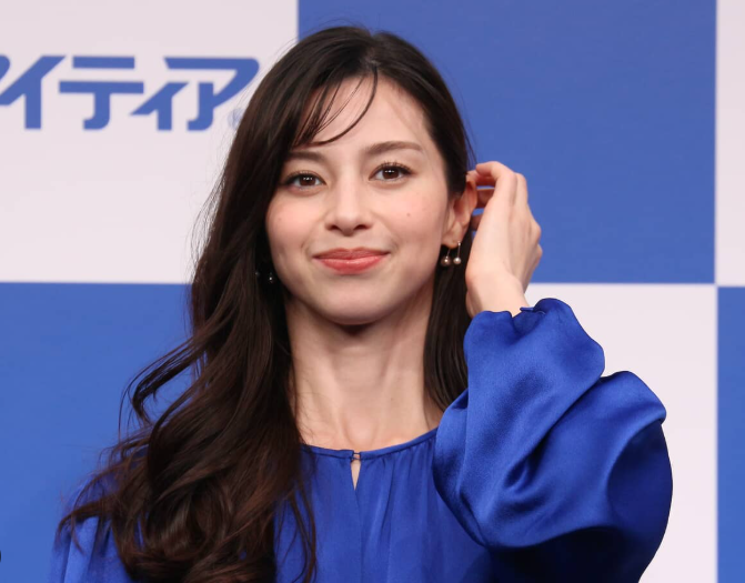 中条あやみの学歴は？出身小学校・中学校・東住吉高校の偏差値や学生時代エピソード